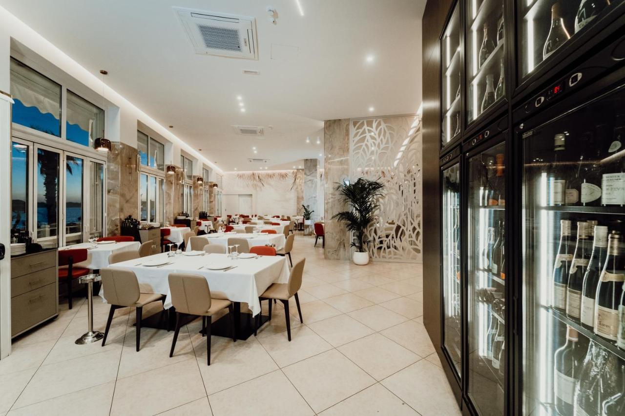 Hotel Falli Porto Cesareo Buitenkant foto