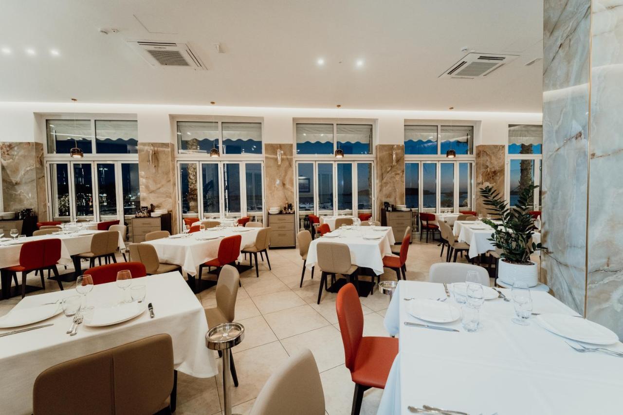Hotel Falli Porto Cesareo Buitenkant foto